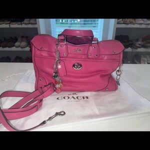 Coach leather Rhyder handbag satchel 32 fushia pink w/ extras Gorgeous 🙌🏻❤️